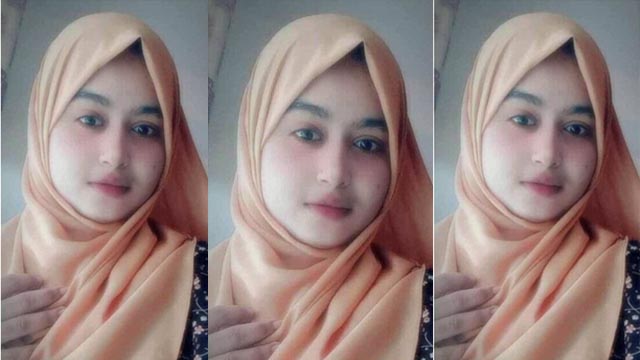 Chubby Girlfriend Showing Fingering On Video Call Viral Moment